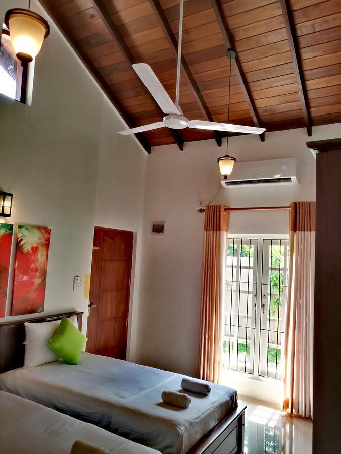 Villa A50 Negombo Luaran gambar