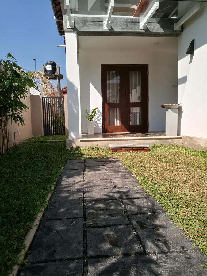 Villa A50 Negombo Luaran gambar