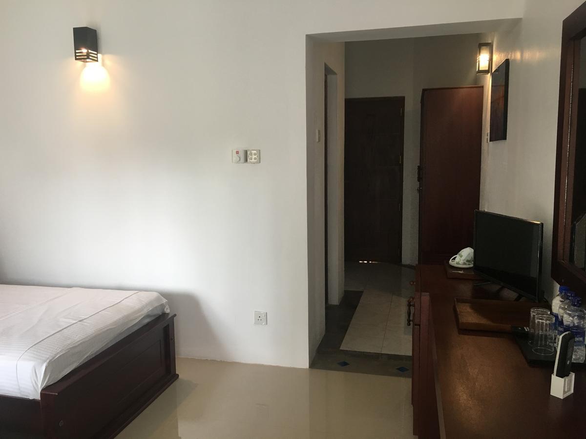 Villa A50 Negombo Luaran gambar