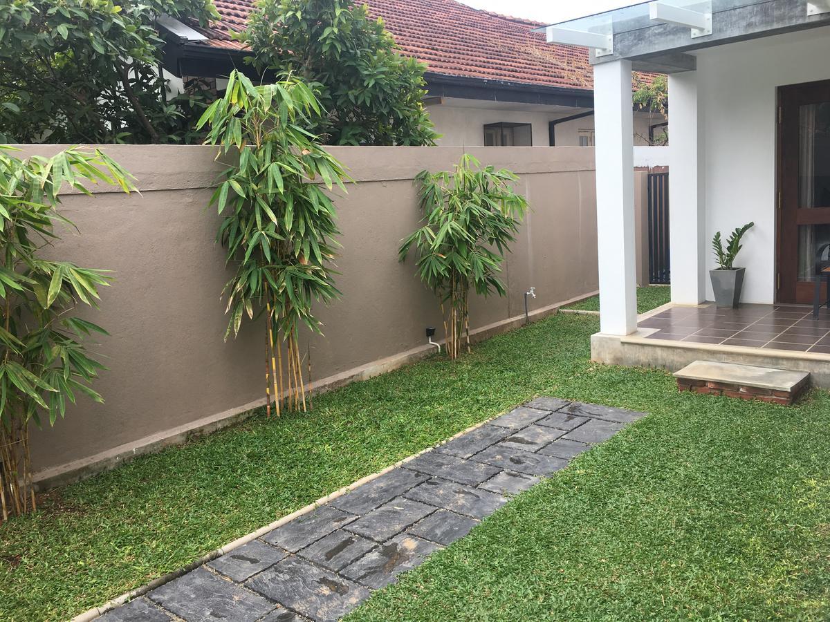 Villa A50 Negombo Luaran gambar