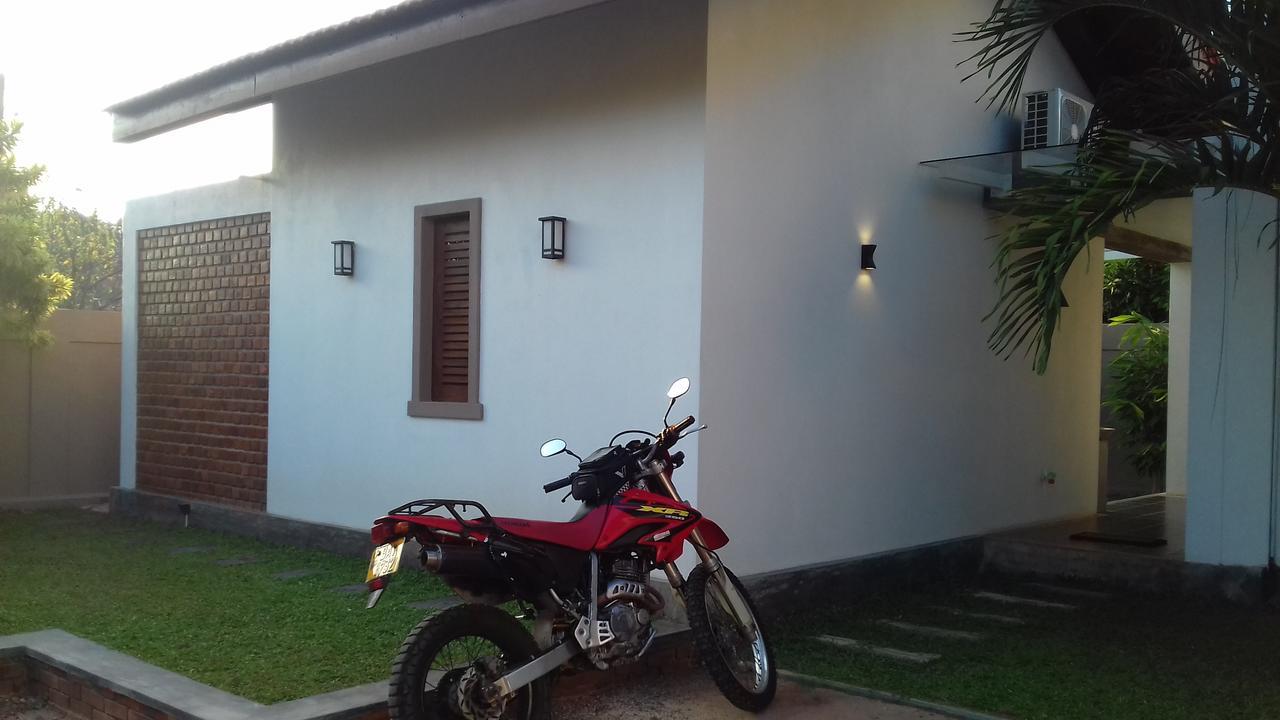 Villa A50 Negombo Luaran gambar