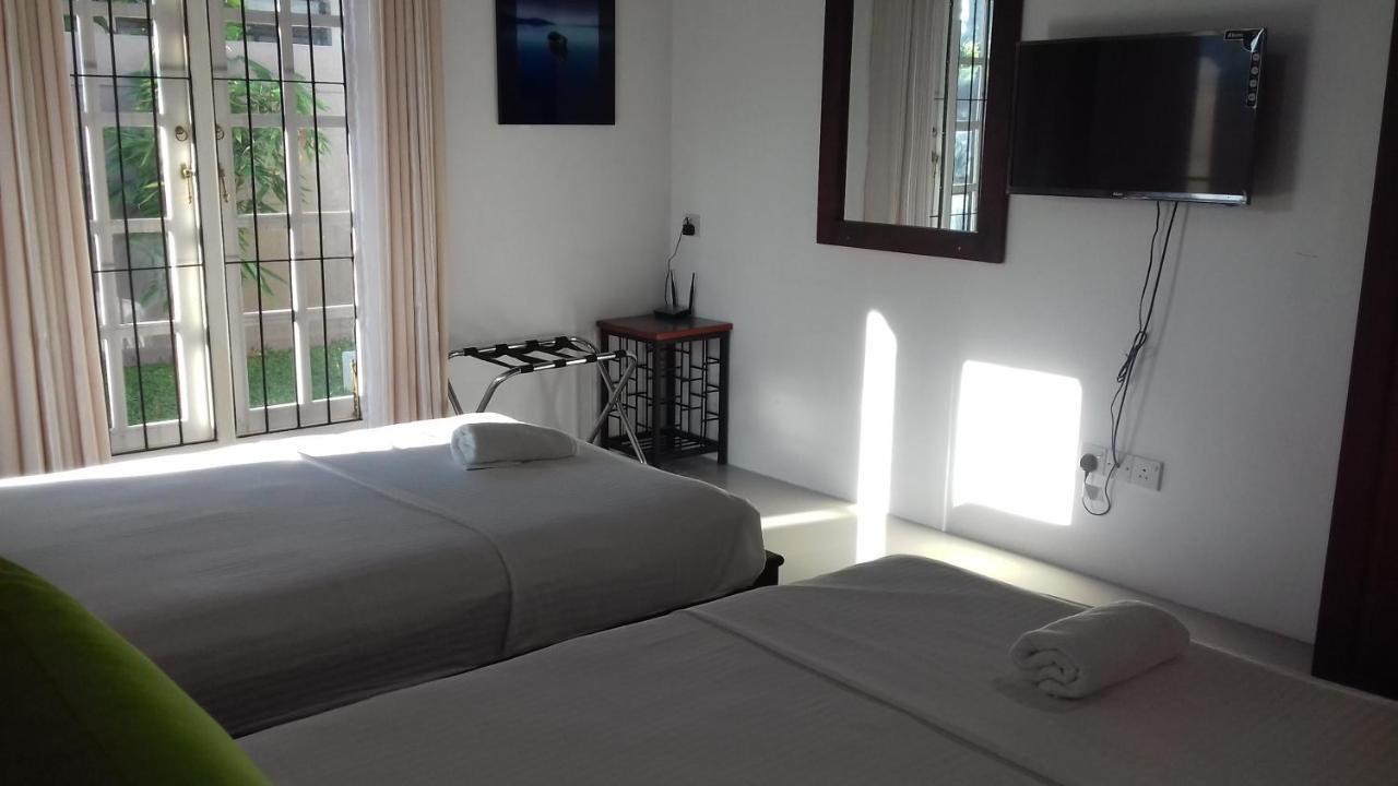 Villa A50 Negombo Luaran gambar